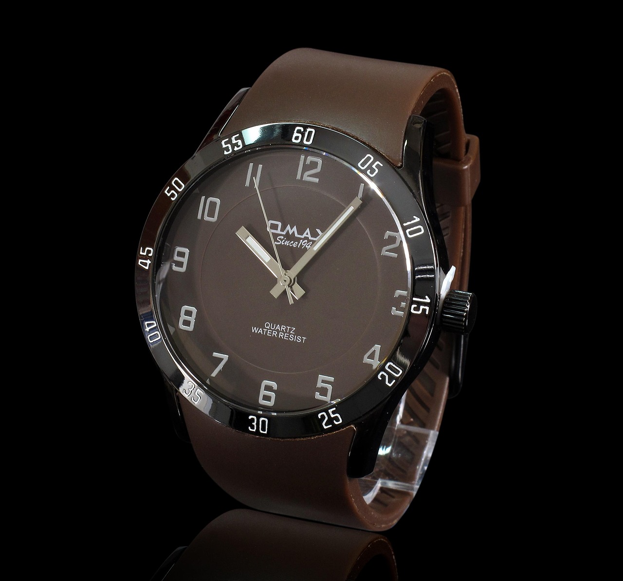 découvrez la huawei watch, alliant design élégant et technologie avancée pour une expérience connectée optimale au poignet.
