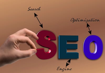 Outils SEO pour la relance de faux liens
