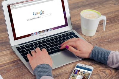 Boostez votre SEO au quotidien grâce à Monitorank : Suivi précis des positions et indicateurs clés